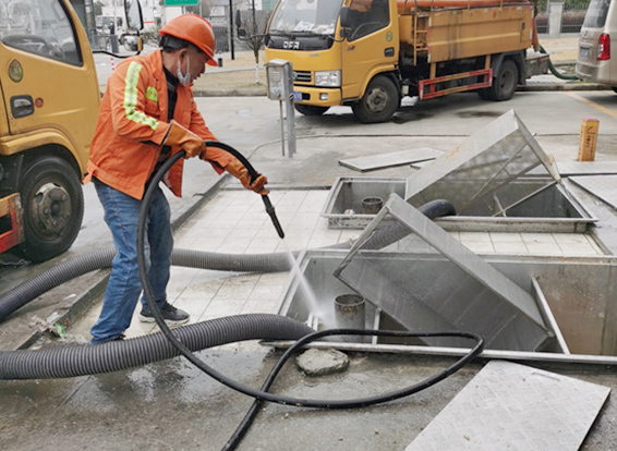 高场办事处隔油池清理